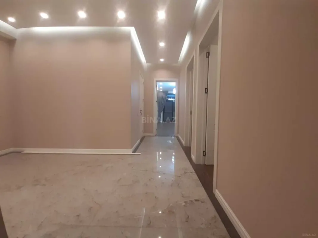Kirayə verilir 4 otaqlı mənzil 150 m²
