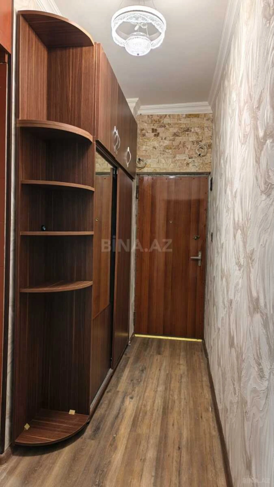 Satılır 1 otaqlı mənzil 40 m²