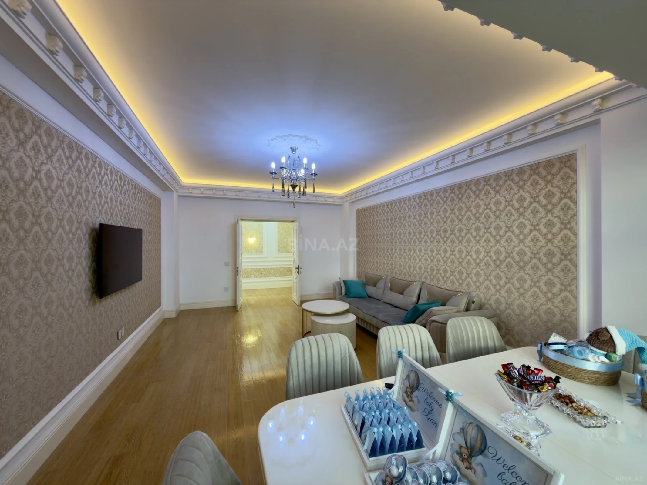 Satılır 2 otaqlı mənzil 111 m²