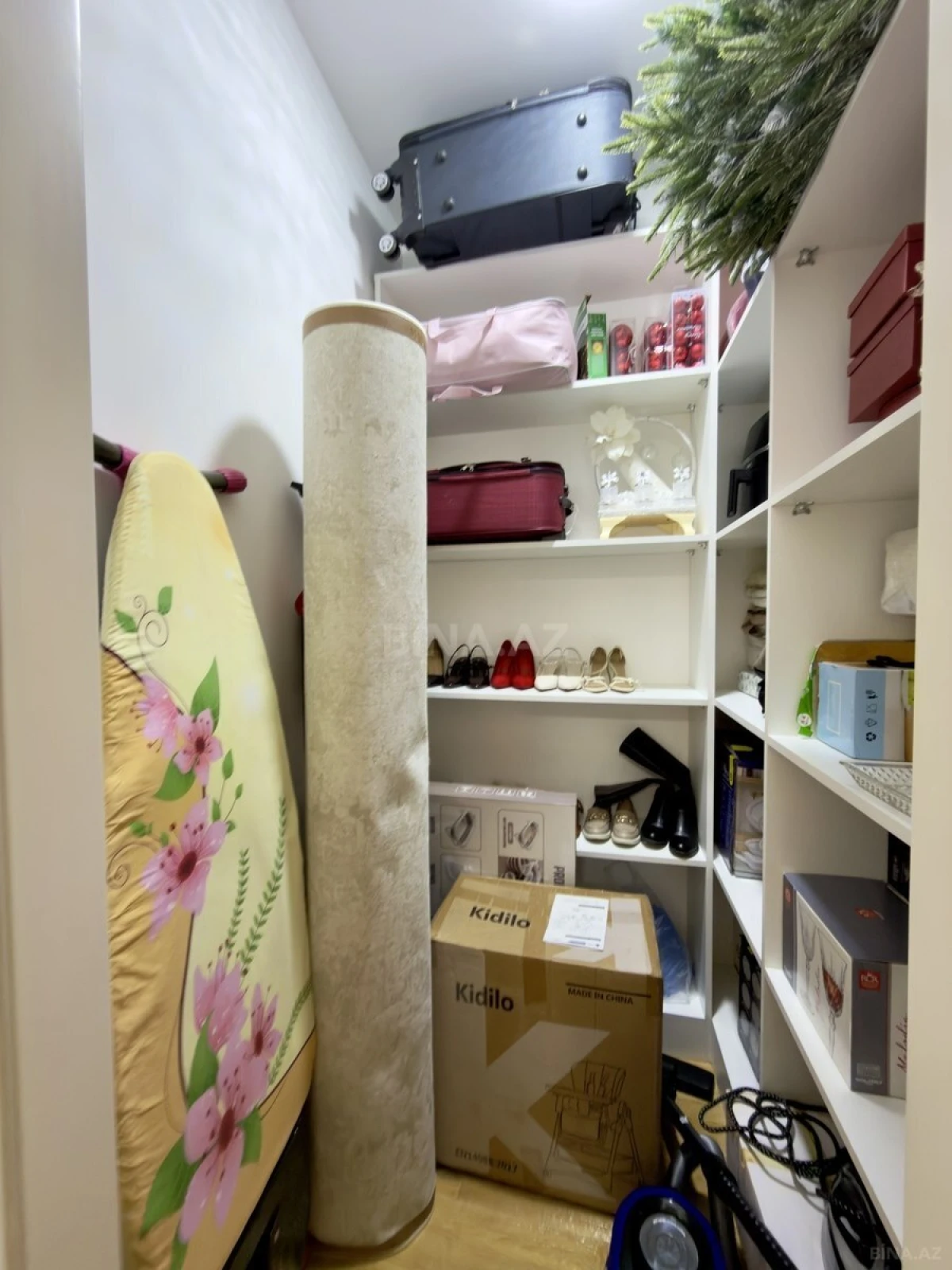 Satılır 2 otaqlı mənzil 111 m²