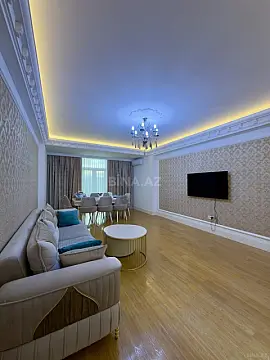 Satılır 2 otaqlı mənzil 111 m²