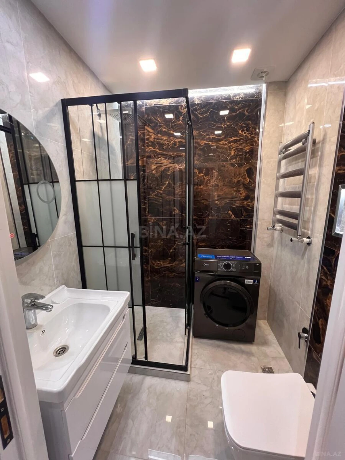 Kirayə verilir 2 otaqlı mənzil 70 m²