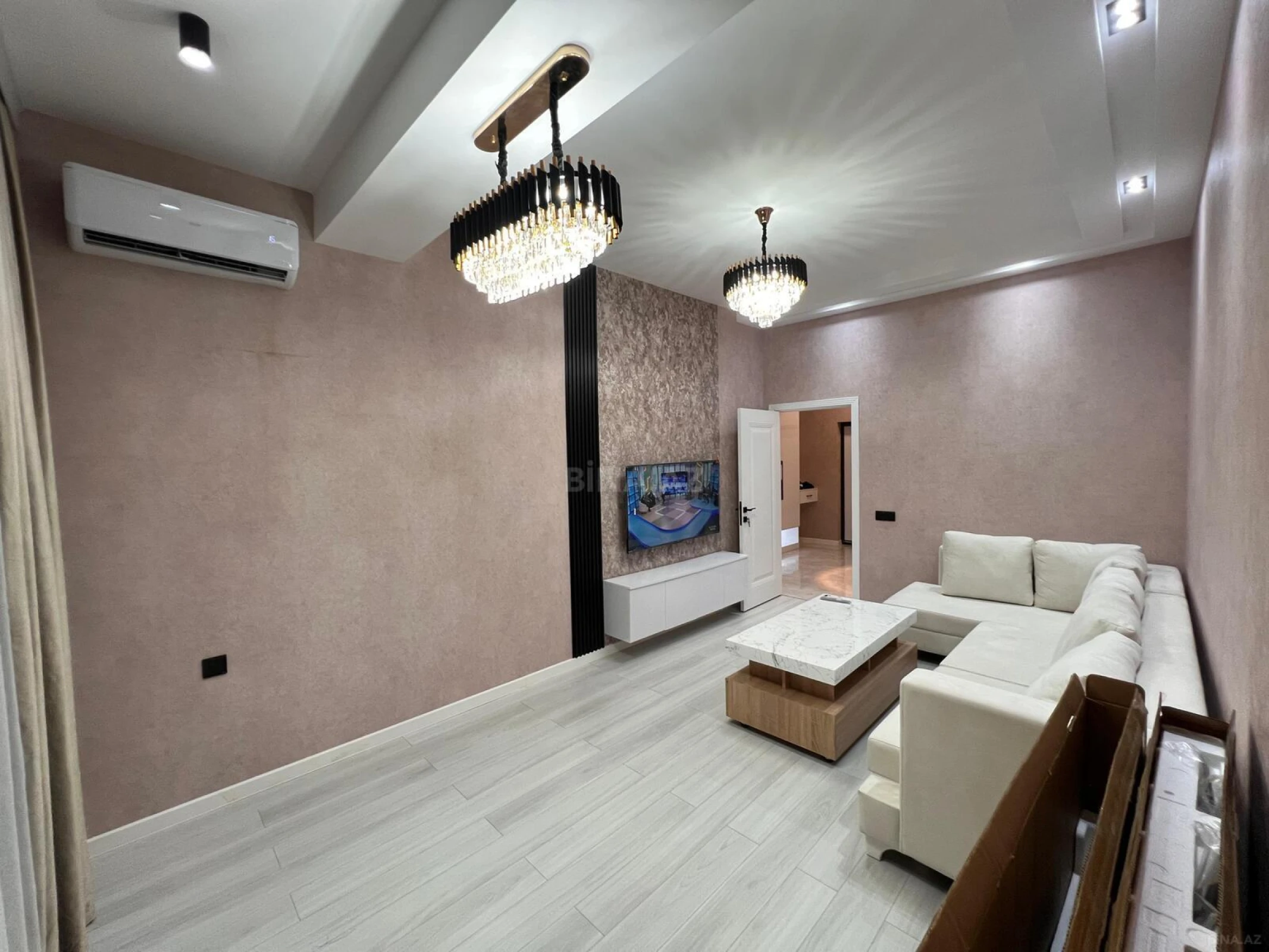 Kirayə verilir 2 otaqlı mənzil 70 m²
