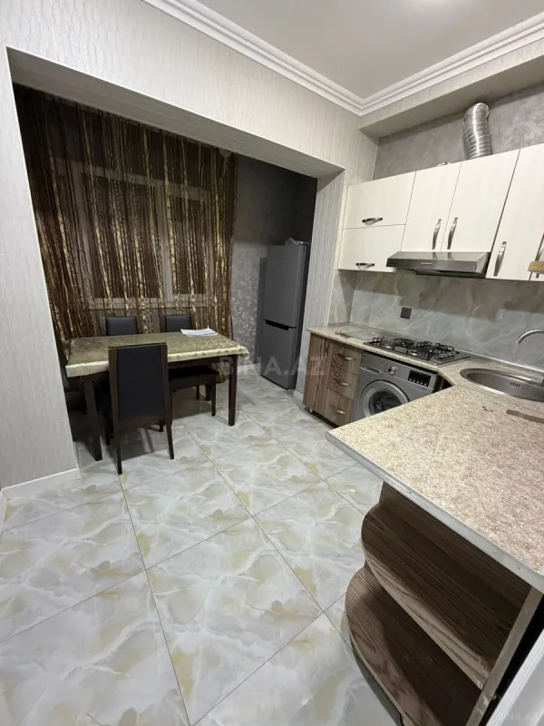 Kirayə verilir 3 otaqlı mənzil 95 m²