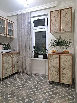 Satılır 1 otaqlı mənzil 42 m²