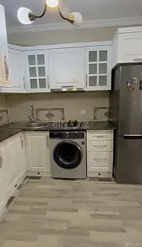 Kirayə verilir 3 otaqlı mənzil 86 m²