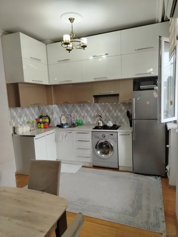 Satılır 2 otaqlı mənzil 45 m²