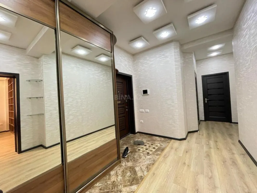 Kirayə verilir 3 otaqlı mənzil 110 m²