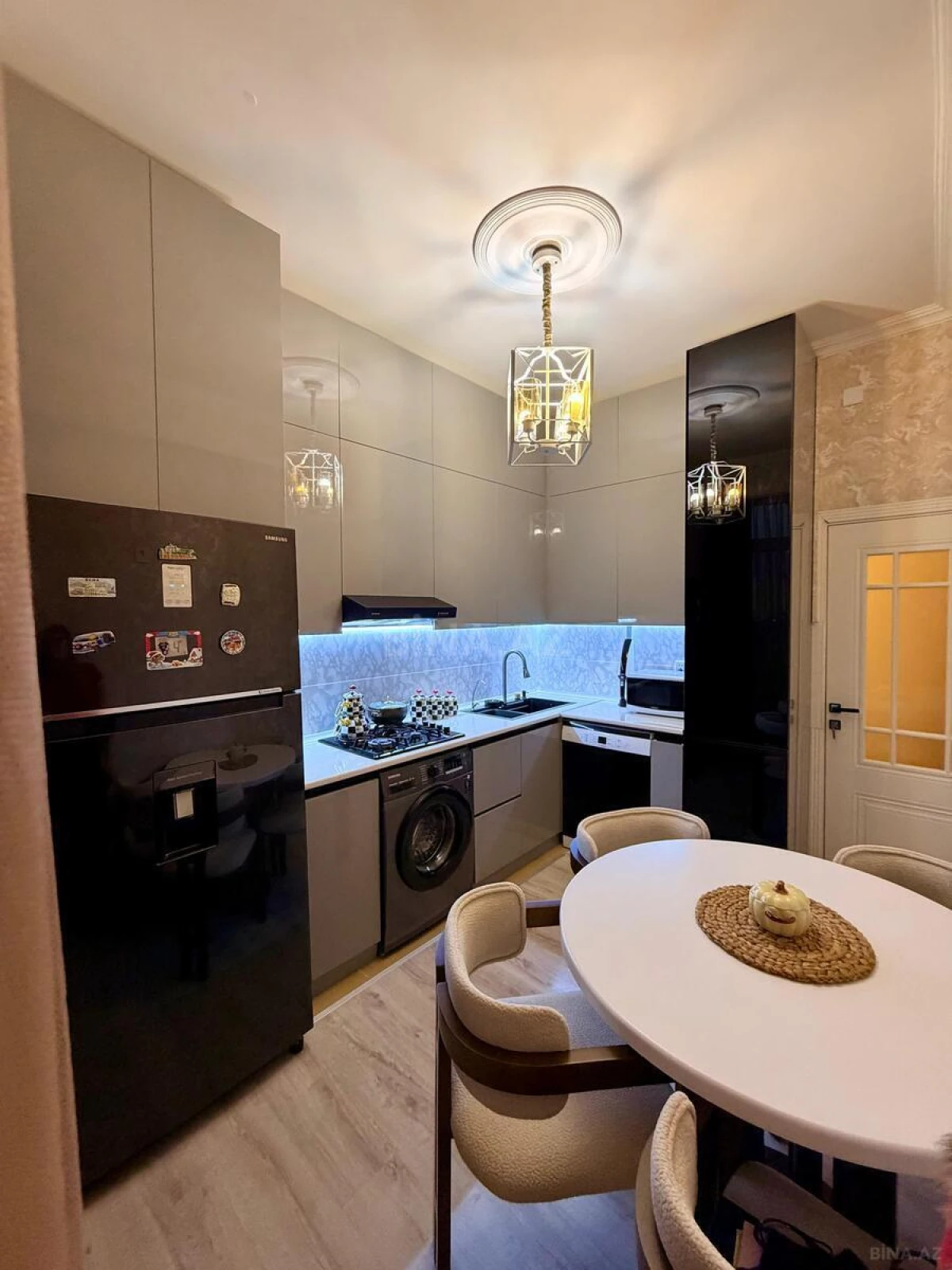 Satılır 2 otaqlı mənzil 60 m²