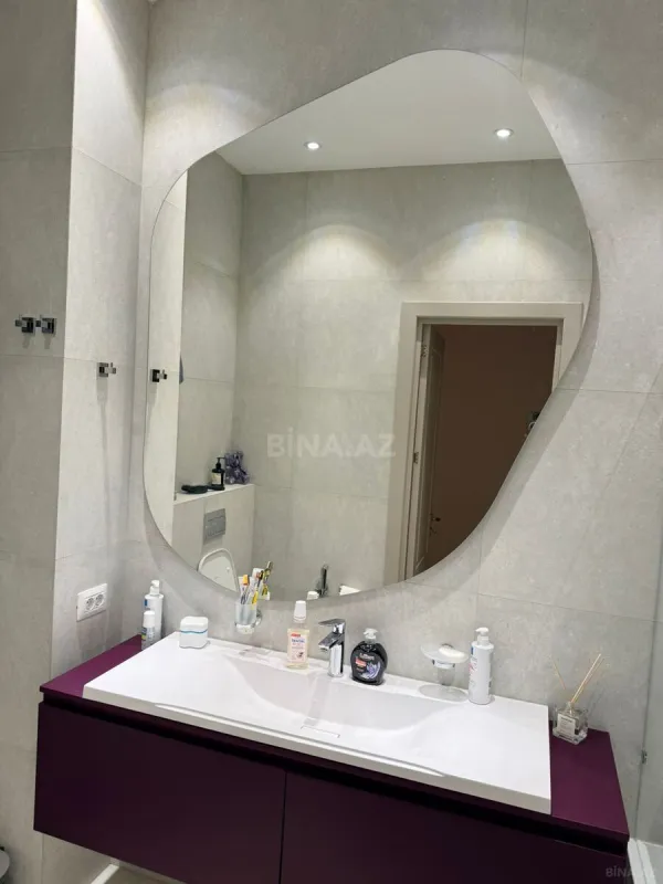 Satılır 3 otaqlı mənzil 127 m²