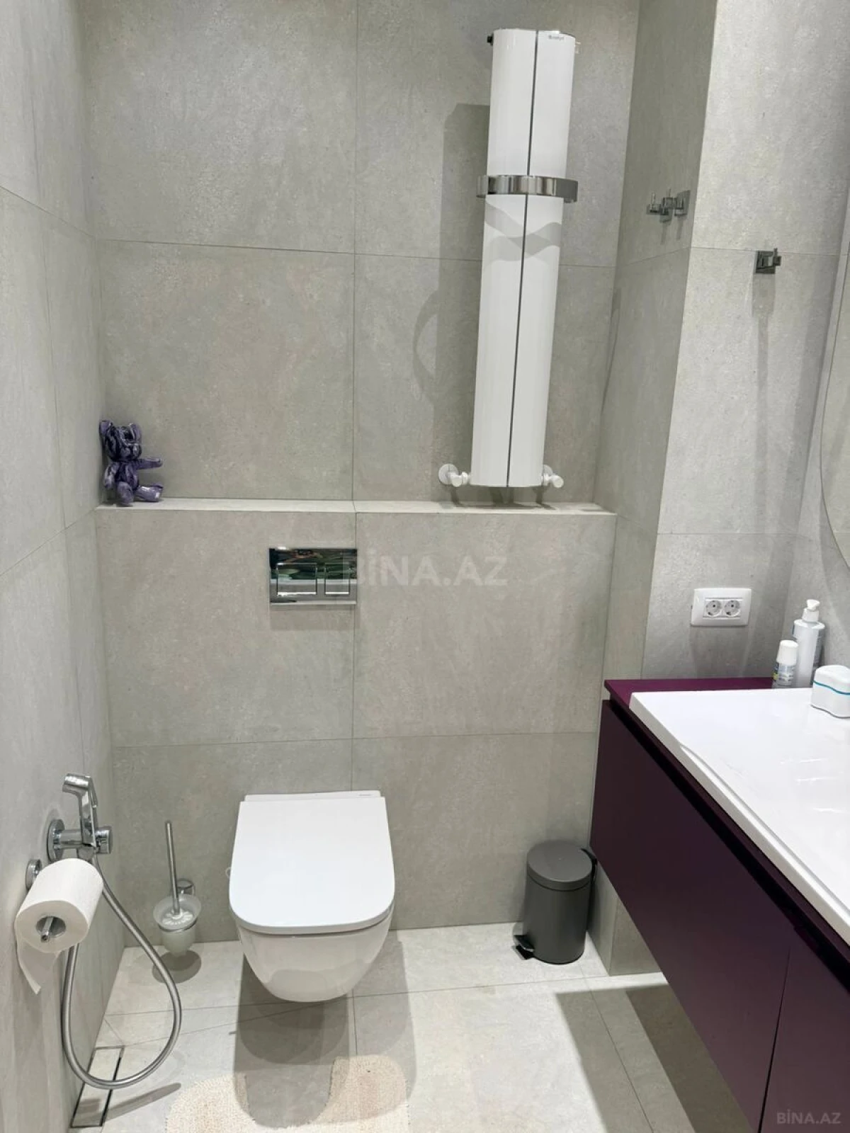 Satılır 3 otaqlı mənzil 127 m²