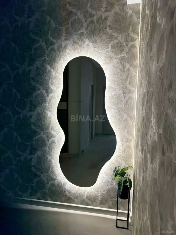 Satılır 3 otaqlı mənzil 127 m²