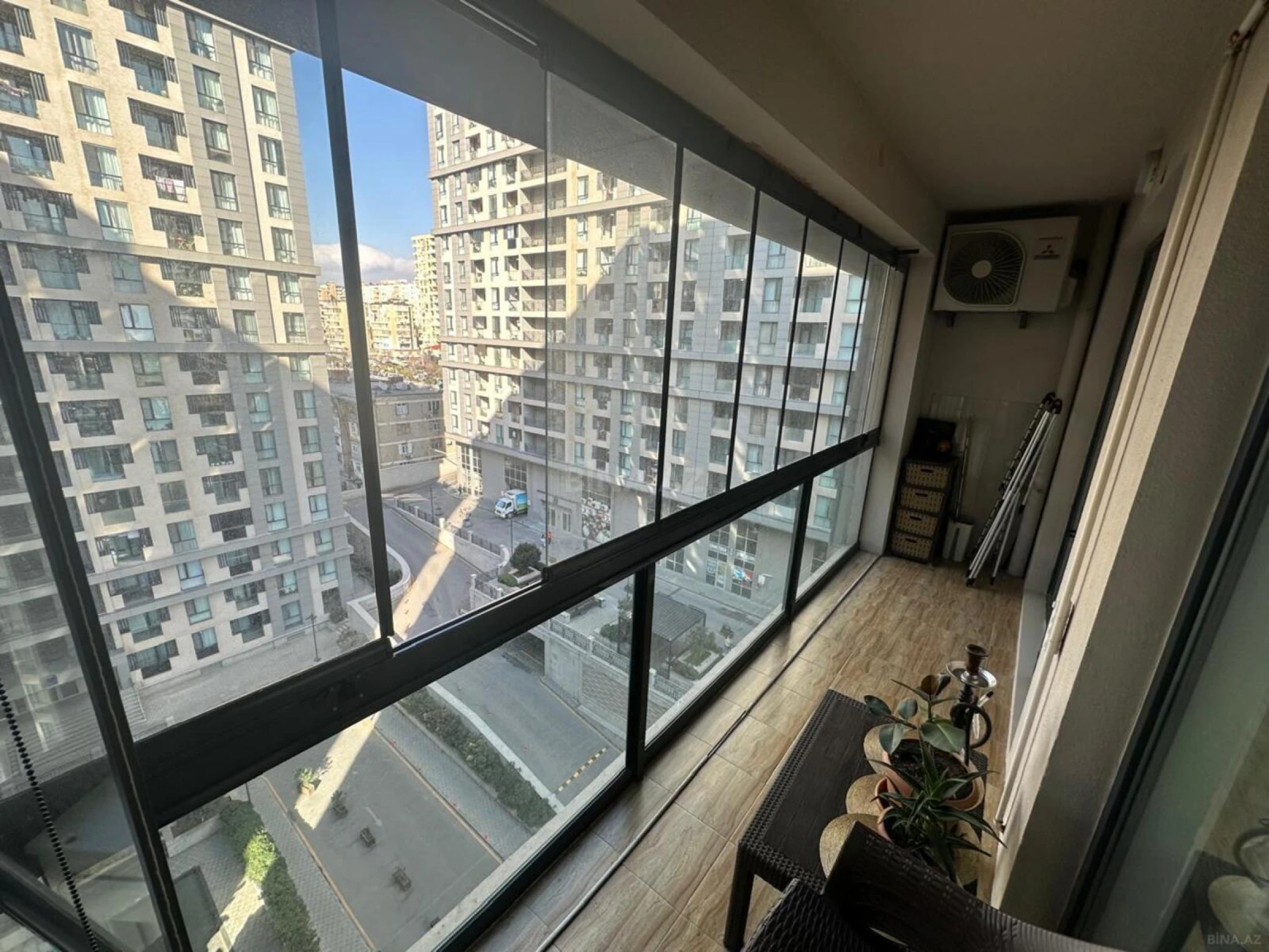 Satılır 4 otaqlı mənzil 139 m²
