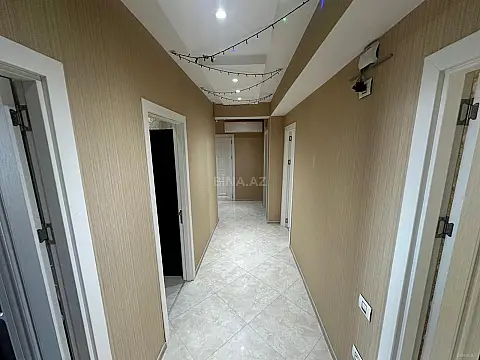 Satılır 4 otaqlı mənzil 139 m²