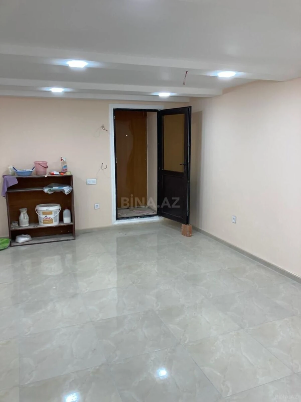 Kirayə verilir obyekt 45 m²