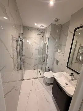 Kirayə verilir 2 otaqlı mənzil 72 m²