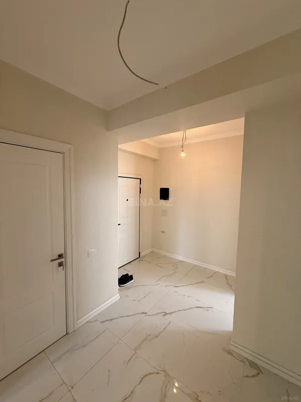 Kirayə verilir 2 otaqlı mənzil 72 m²