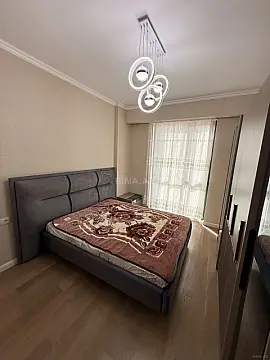 Kirayə verilir 2 otaqlı mənzil 72 m²