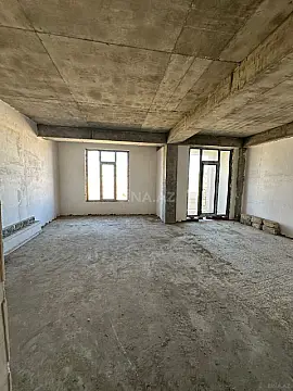 Satılır 3 otaqlı mənzil 88 m²