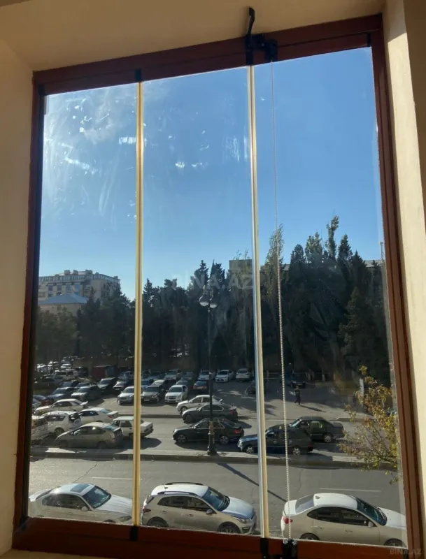 Kirayə verilir 2 otaqlı mənzil 80 m²