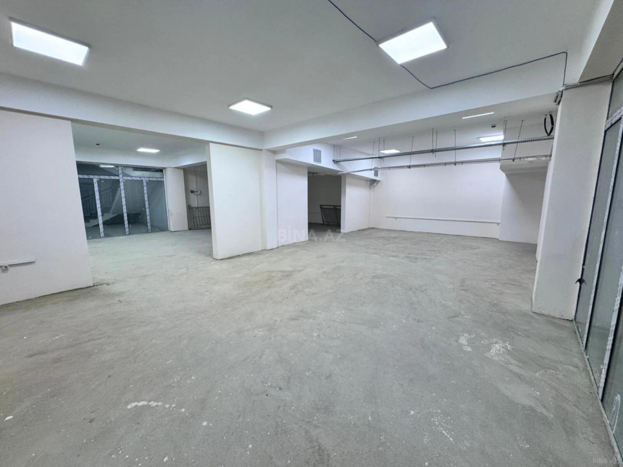 Kirayə verilir obyekt 400 m²