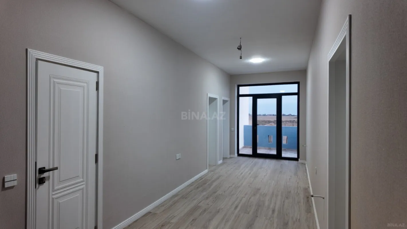 Satılır 7 otaqlı həyət evi 370 m²