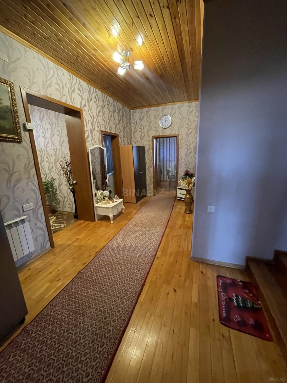 Satılır 7 otaqlı həyət evi 243 m²