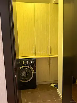 Kirayə verilir 2 otaqlı mənzil 68 m²