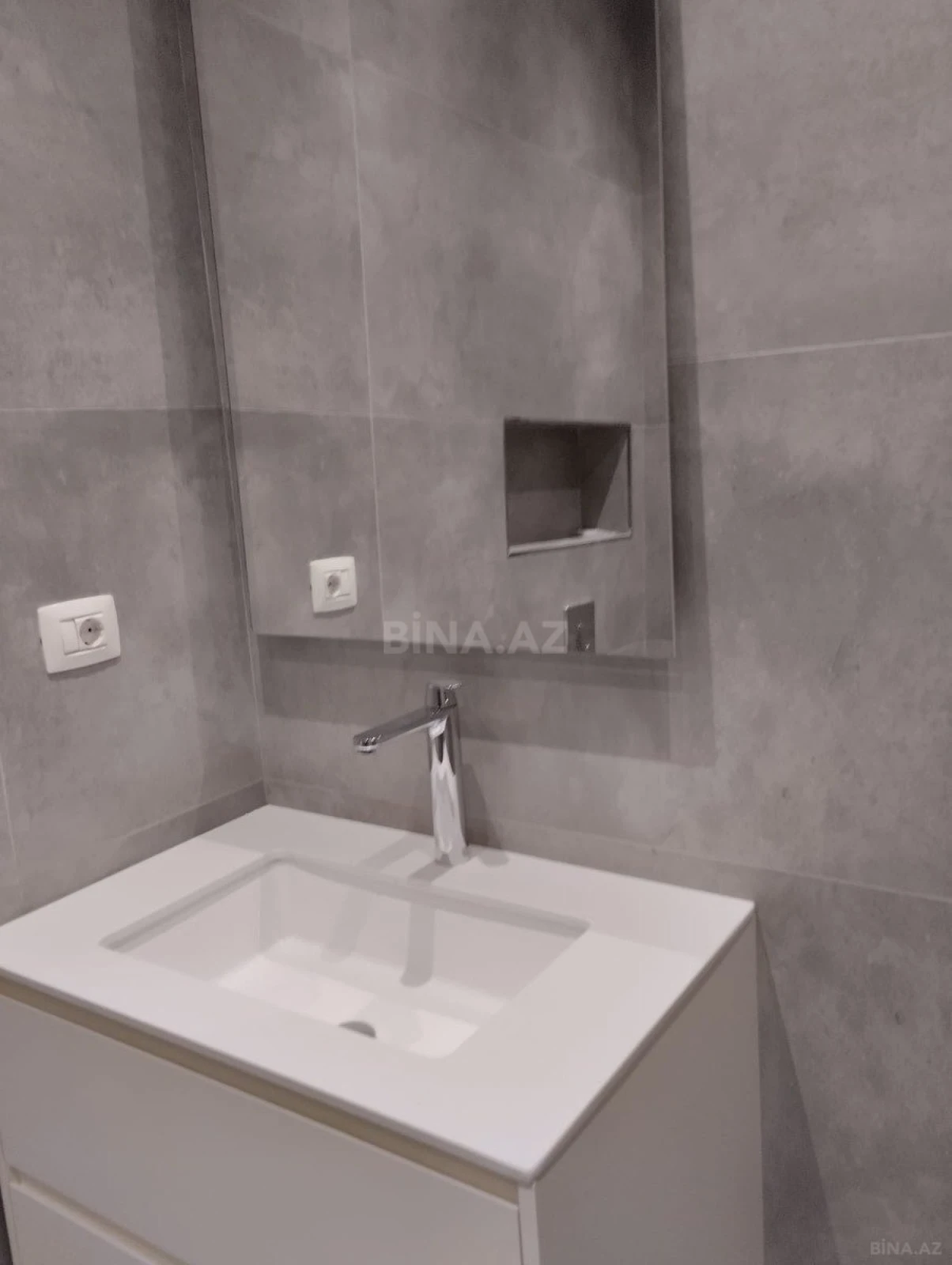 Satılır 2 otaqlı mənzil 56.3 m²