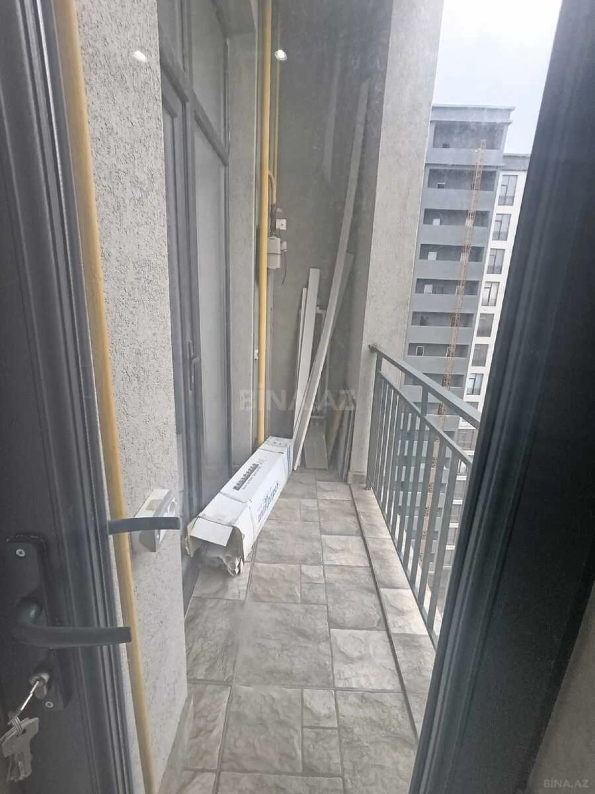 Satılır 2 otaqlı mənzil 65 m²