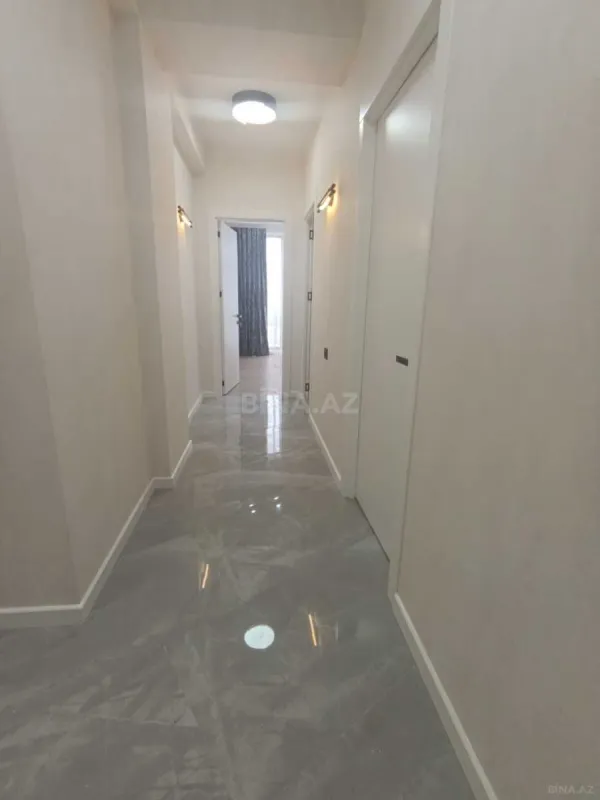 Satılır 2 otaqlı mənzil 65 m²
