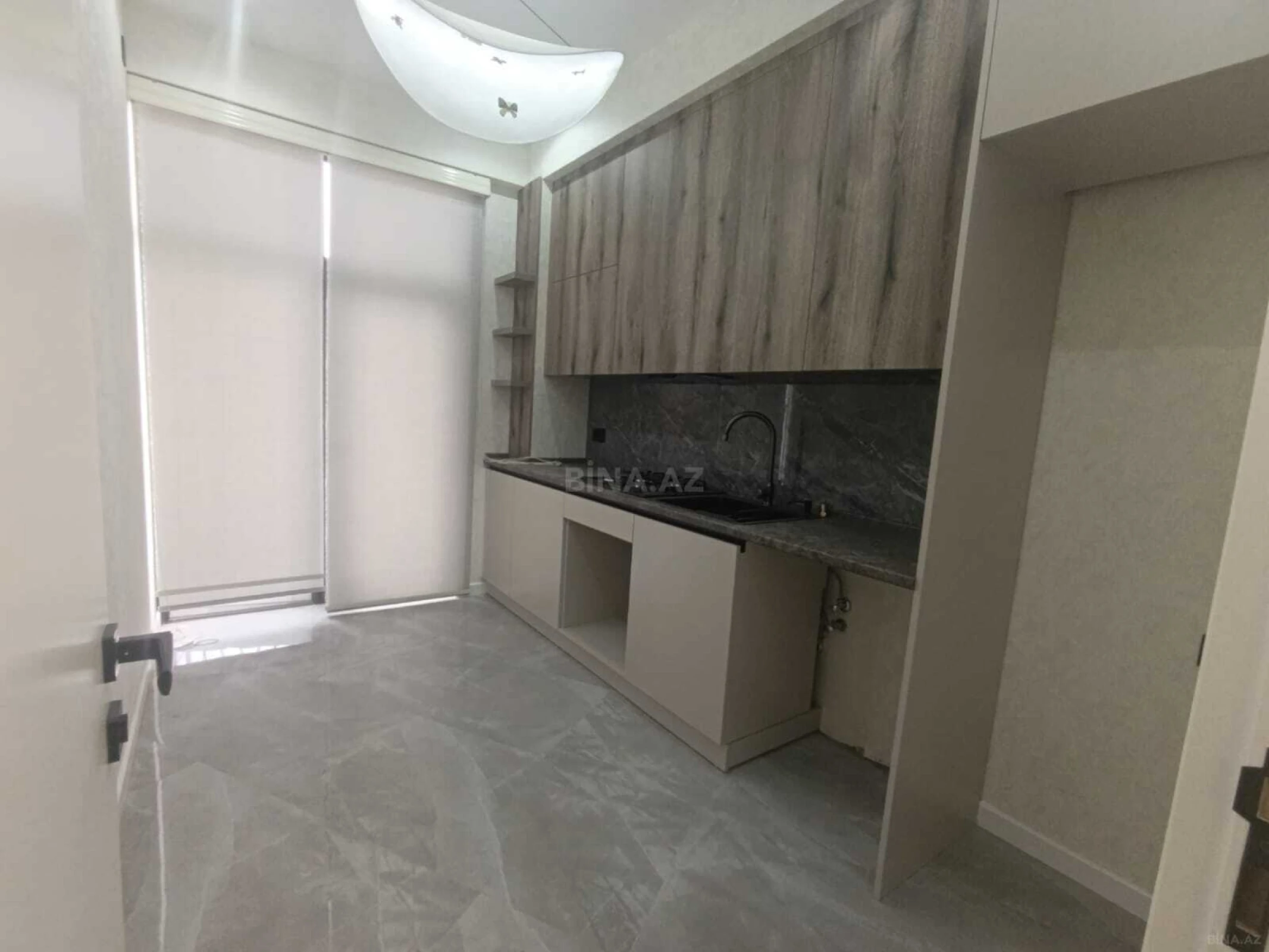 Satılır 2 otaqlı mənzil 65 m²