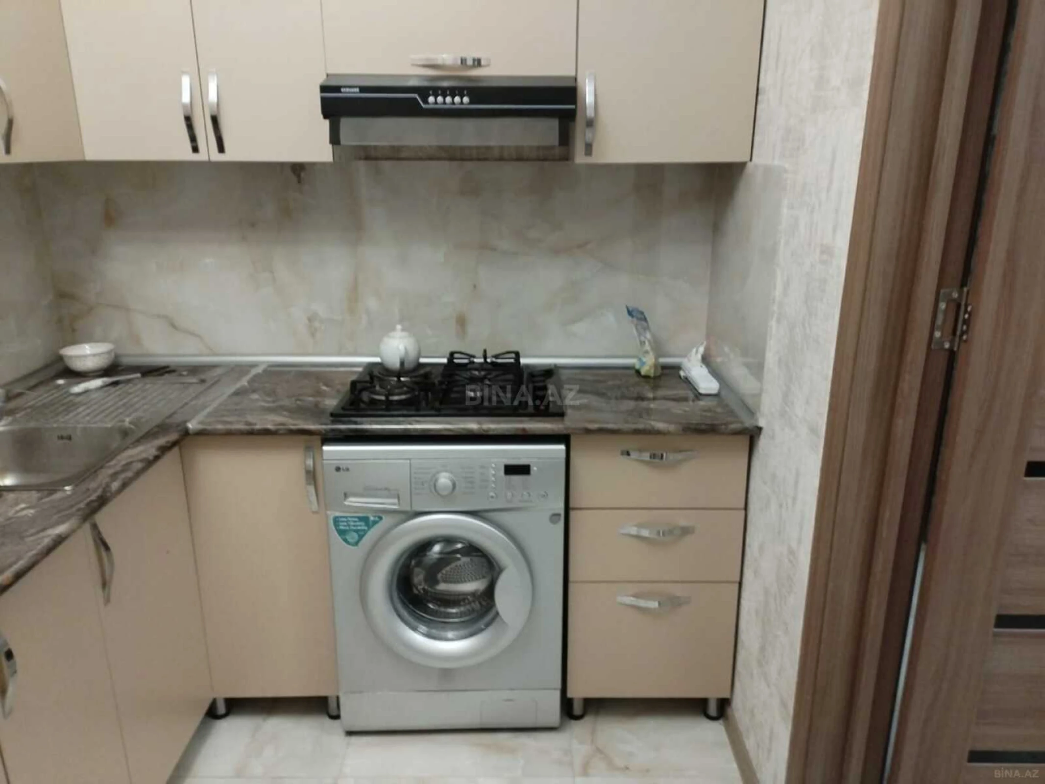 Kirayə verilir 2 otaqlı mənzil 64 m²