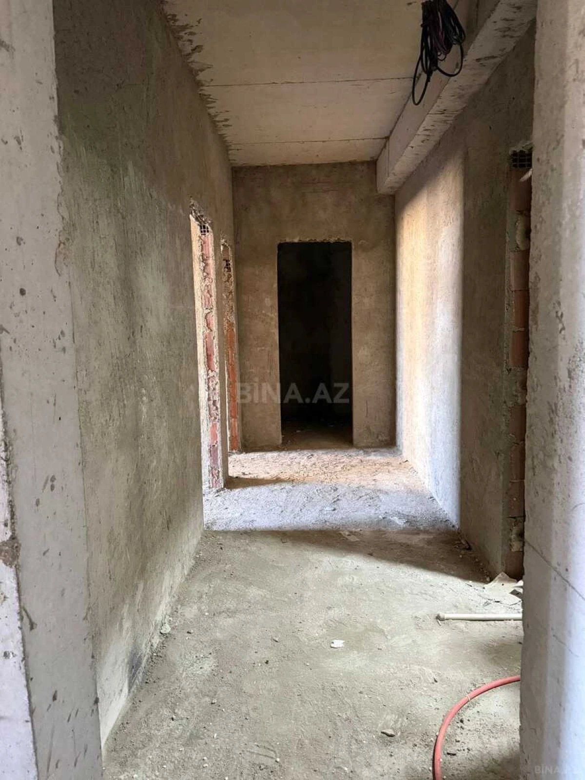 Satılır 2 otaqlı mənzil 80 m²
