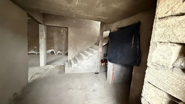 Satılır 5 otaqlı həyət evi 140 m²