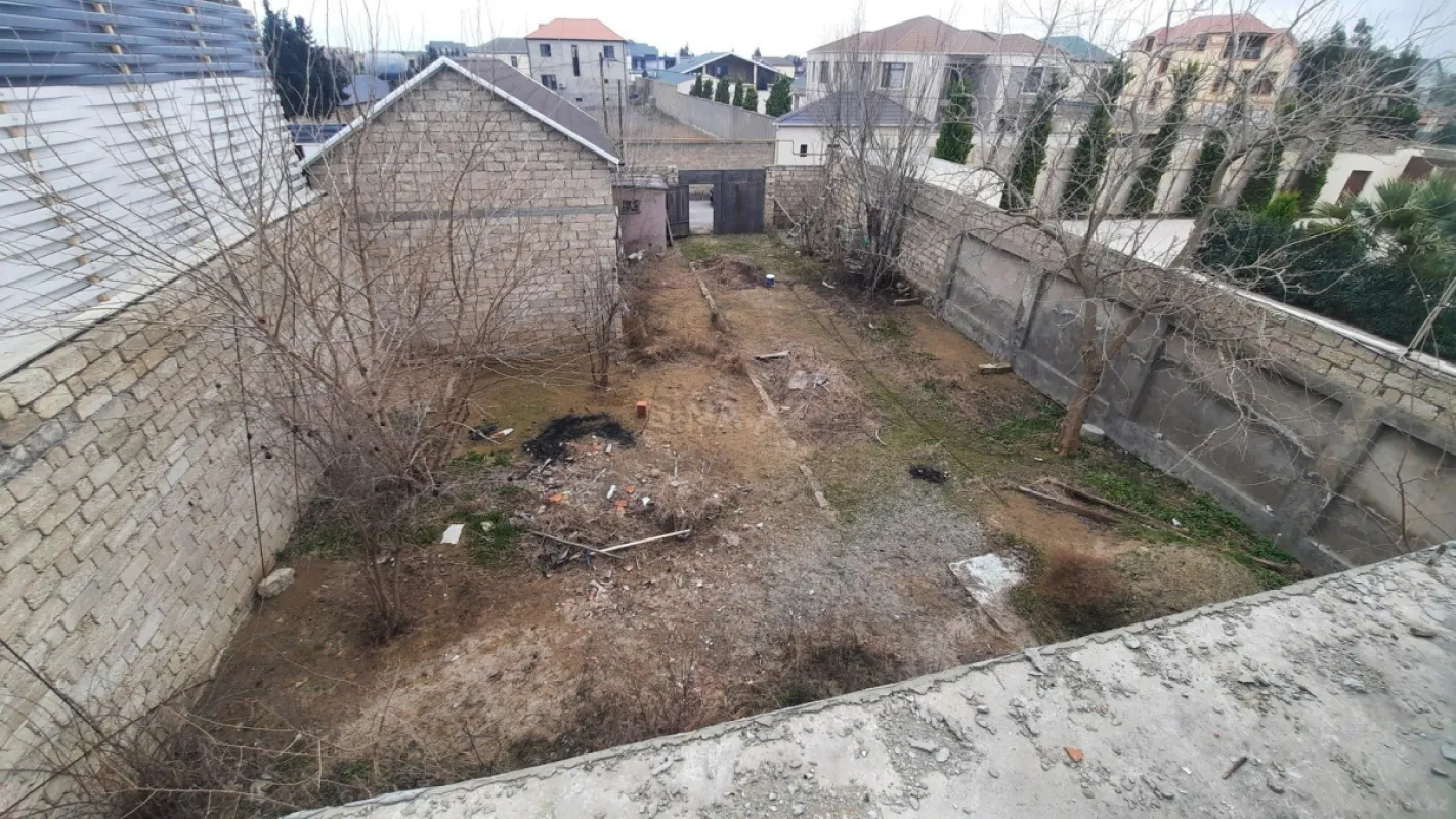 Satılır 7 otaqlı həyət evi 260 m²