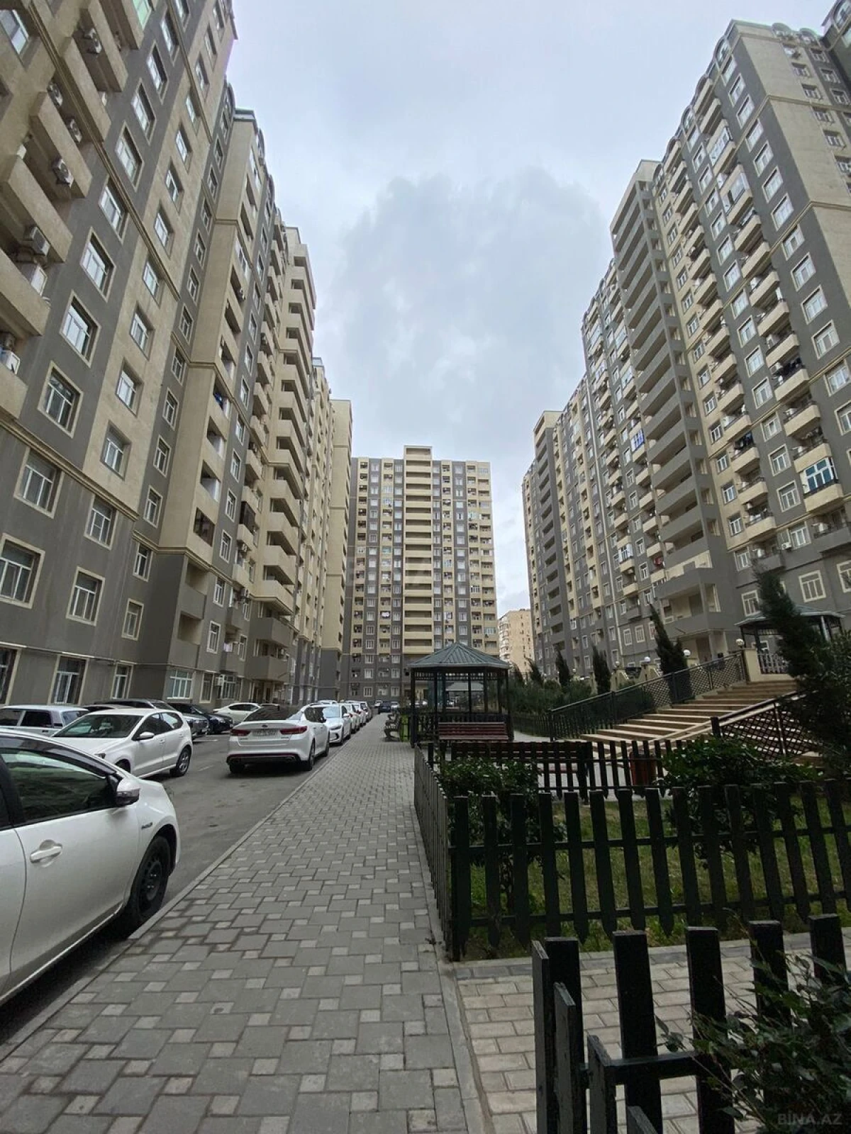 Satılır 3 otaqlı mənzil 67 m²