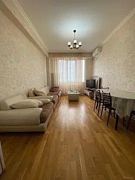Satılır 3 otaqlı mənzil 67 m²