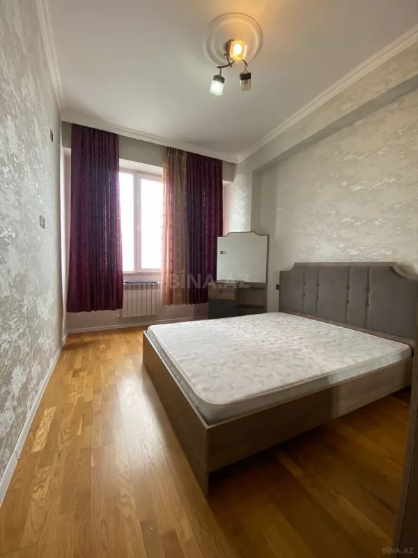 Satılır 3 otaqlı mənzil 67 m²