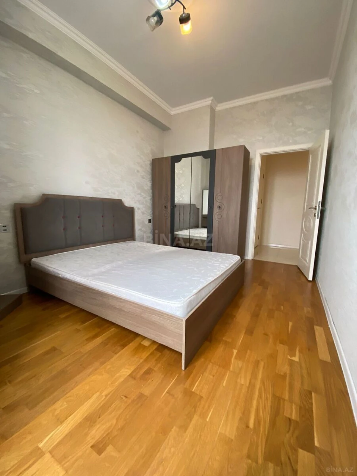 Satılır 3 otaqlı mənzil 67 m²