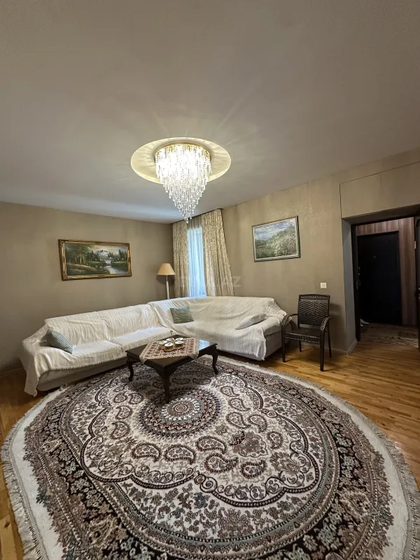 Satılır 3 otaqlı həyət evi 200 m²