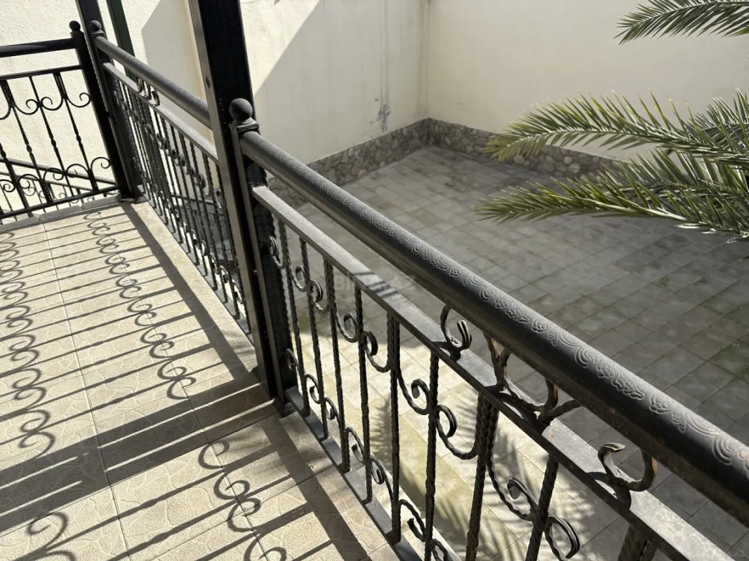 Satılır 3 otaqlı həyət evi 200 m²