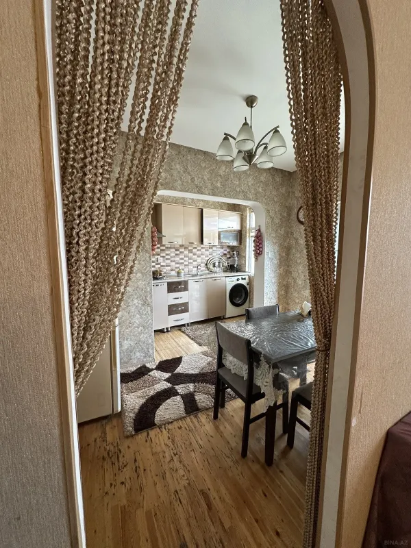 Satılır 3 otaqlı həyət evi 200 m²