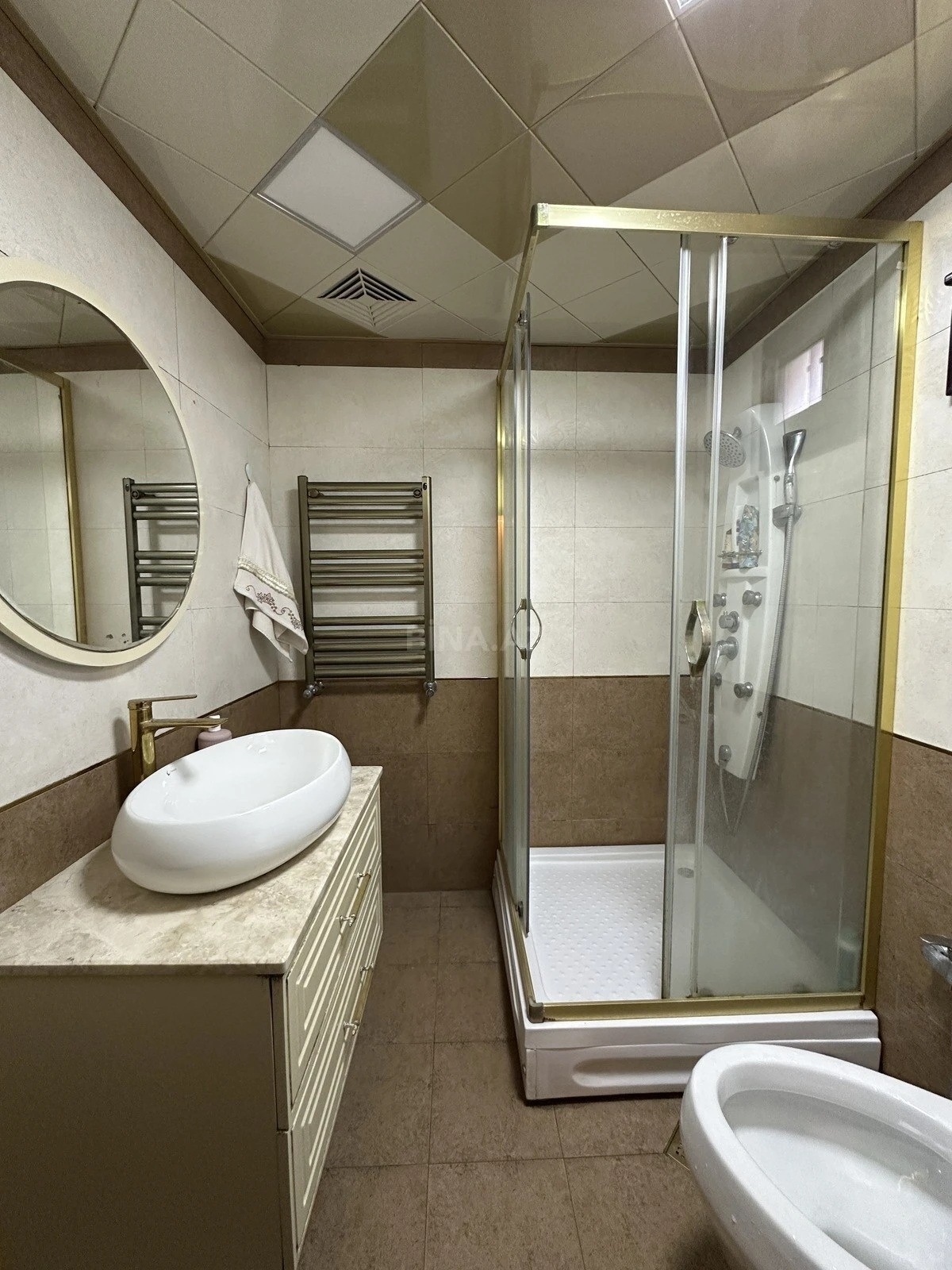 Satılır 3 otaqlı həyət evi 200 m²