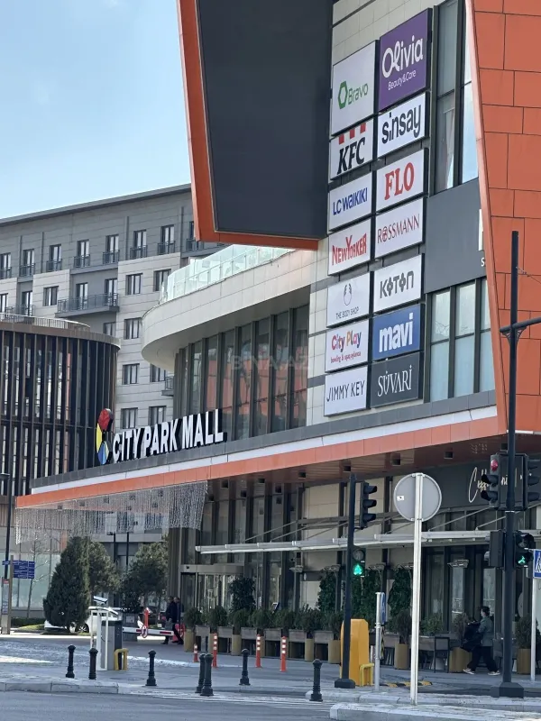 Satılır 3 otaqlı həyət evi 200 m²