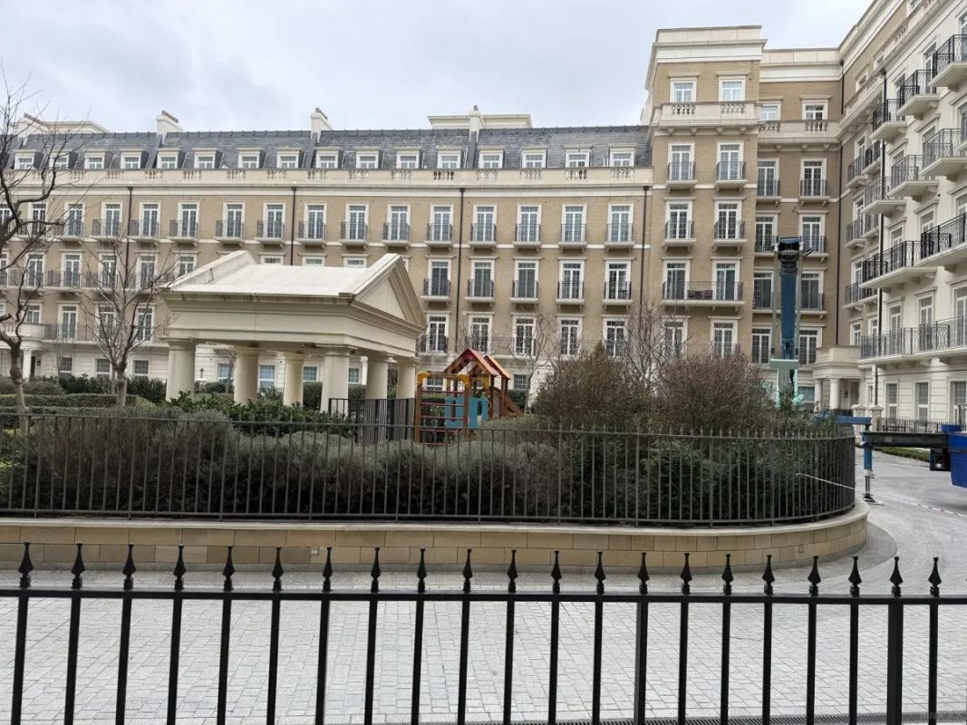 Satılır 3 otaqlı mənzil 96 m²