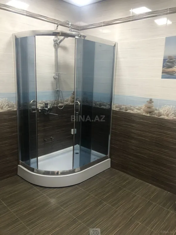 Satılır 3 otaqlı mənzil 175 m²