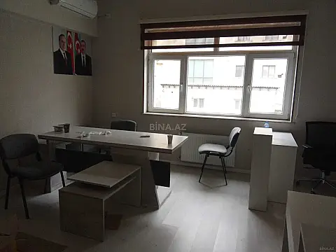 Kirayə verilir 2 otaqlı ofis 45 m²
