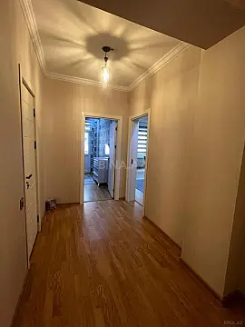 Kirayə verilir 2 otaqlı mənzil 64 m²