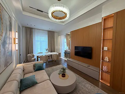 Satılır 3 otaqlı mənzil 108 m²